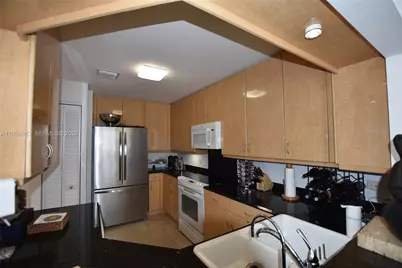 801 Brickell Key Blvd #1209, Miami, FL 33131 - Photo 27