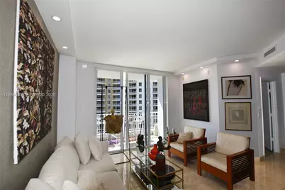 801 Brickell Key Blvd #1209, Miami, FL 33131 - Photo 9