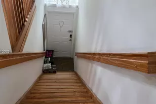 21255 NE 8th Pl, Miami, FL 33179 - Photo 5