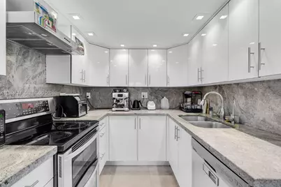 1086 SE 5th Ct, Dania Beach, FL 33004 - Photo 9