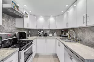 1086 SE 5th Ct, Dania Beach, FL 33004 - Photo 9