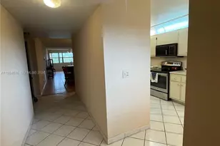 2606 NW 104th Ave, Sunrise, FL 33322 - Photo 5