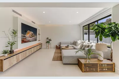 905 Fairway Drive, Miami Beach, FL 33141 - Photo 11