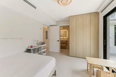 905 Fairway Drive, Miami Beach, FL 33141 - Photo 21