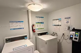 3860 NE 170th St, North Miami Beach, FL 33160 - Photo 21