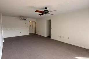3860 NE 170th St, North Miami Beach, FL 33160 - Photo 9
