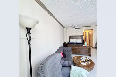 999 Brickell Bay Dr #1506, Miami, FL 33131 - Photo 15