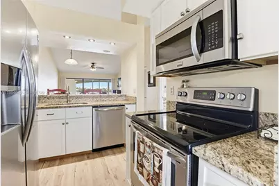 452 Bouchelle Drive #303, New Smyrna Beach, FL 32169 - Photo 7