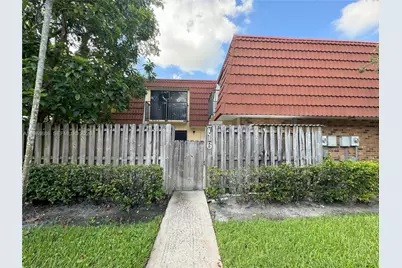 716 NW 98th Way, Plantation, FL 33324 - Photo 3