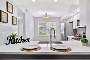 12701 SW 14th St, Pembroke Pines, FL 33027 - Photo 9