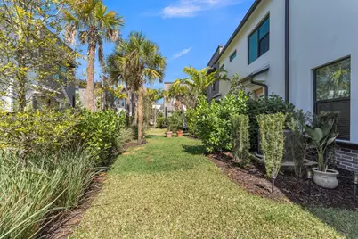 8351 NW 7th Ct, Plantation, FL 33324 - Photo 21
