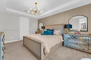 8351 NW 7th Ct, Plantation, FL 33324 - Photo 7