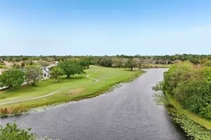 15201 S Wilshire Cir S, Pembroke Pines, FL 33027 - Photo 59