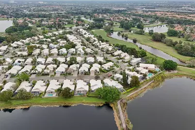 15201 S Wilshire Cir S, Pembroke Pines, FL 33027 - Photo 51