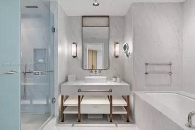 525 N Fort Lauderdale Beach Blvd #1707, Fort Lauderdale, FL 33304 - Photo 17