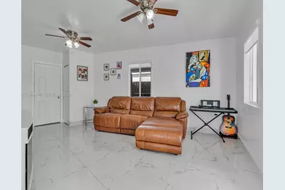 4721 SW 108th Ave, Miami, FL 33165 - Photo 9