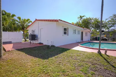 10521 SW 41st Ter, Miami, FL 33165 - Photo 39