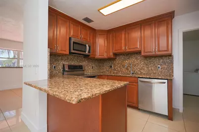 10521 SW 41st Ter, Miami, FL 33165 - Photo 21