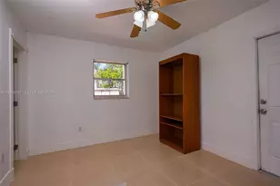 10521 SW 41st Terrace, Miami, FL 33165 - Photo 31