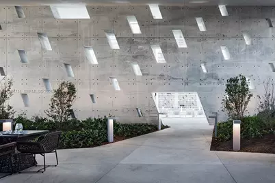 68 SE 6th St #806, Miami, FL 33131 - Photo 23