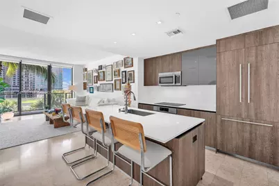 68 SE 6th St #806, Miami, FL 33131 - Photo 1