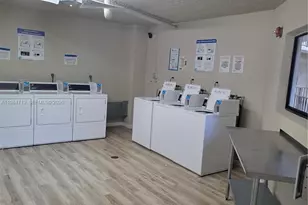 8065 SW 107th Ave, Miami, FL 33173 - Photo 31