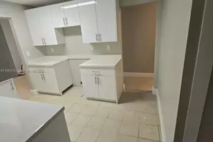 10301 SW 175th St, Miami, FL 33157 - Photo 3