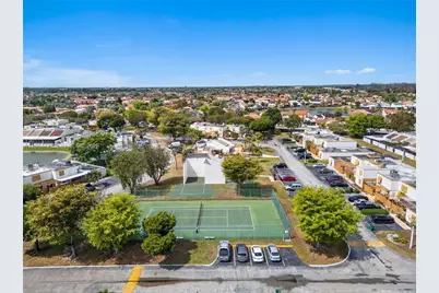 13182 SW 9th Ln, Miami, FL 33184 - Photo 19