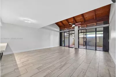 13182 SW 9th Ln, Miami, FL 33184 - Photo 5