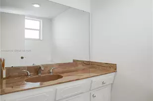 3940 NW 42nd Ave, Lauderdale Lakes, FL 33319 - Photo 15