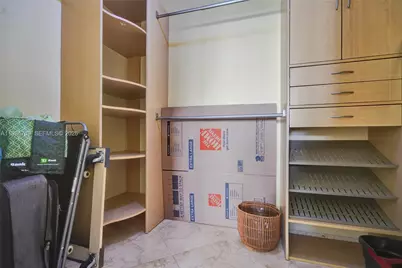 800 Parkview Dr #911, Hallandale Beach, FL 33009 - Photo 13