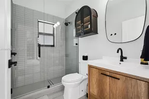 7993 NW 161st Terrace, Miami Lakes, FL 33016 - Photo 27