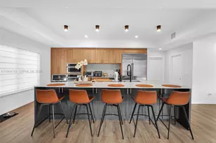 7993 NW 161st Terrace, Miami Lakes, FL 33016 - Photo 15