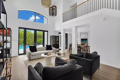 7993 NW 161st Ter, Miami Lakes, FL 33016 - Photo 7