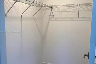 2305 SE 10th St, Homestead, FL 33035 - Photo 9