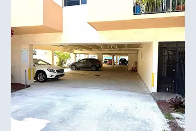 1150 Collins Ave #301, Miami Beach, FL 33139 - Photo 25