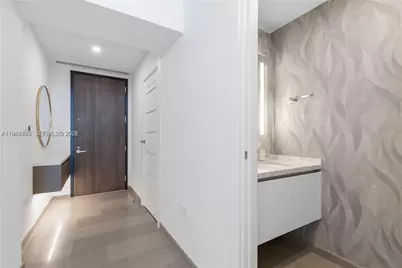 88 SW 7th St #3406, Miami, FL 33130 - Photo 25