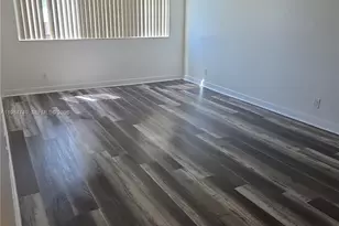 301 Golden Isles Dr, Hallandale Beach, FL 33009 - Photo 11