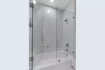 900 Brickell Key Blvd #2904, Miami, FL 33131 - Photo 25