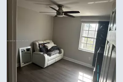 1471 NW 159th Ave, Pembroke Pines, FL 33028 - Photo 31