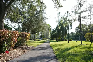 1471 NW 159th Ave, Pembroke Pines, FL 33028 - Photo 63
