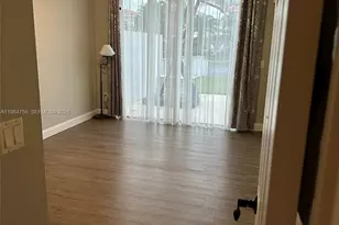 1471 NW 159th Ave, Pembroke Pines, FL 33028 - Photo 17