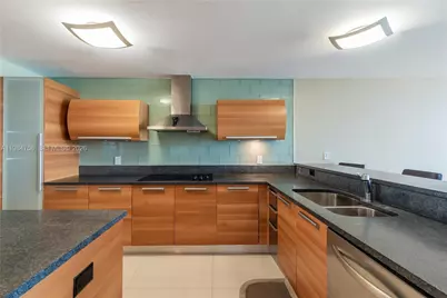 2950 NE 188th St #504, Aventura, FL 33180 - Photo 21