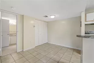 7160 NW 179th St, Hialeah, FL 33015 - Photo 9