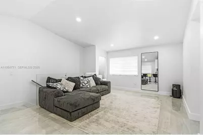 8027 Lake Dr #204, Doral, FL 33166 - Photo 3