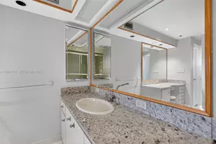 1626 NE 105th St, Miami Shores, FL 33138 - Photo 17