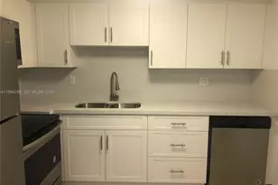 9355 Fontainebleau Blvd, Miami, FL 33172 - Photo 3