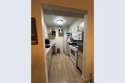 1551 SW 135th Ter #111G, Pembroke Pines, FL 33027 - Photo 7