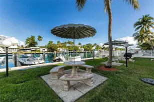 1731 SE 15th St, Fort Lauderdale, FL 33316 - Photo 11