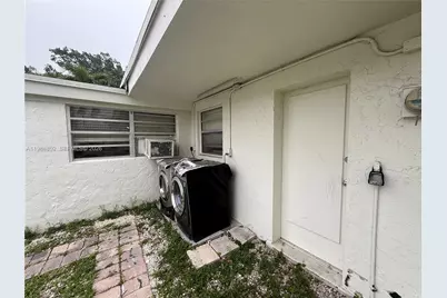 1942 NE 172nd St #1942, North Miami Beach, FL 33162 - Photo 15